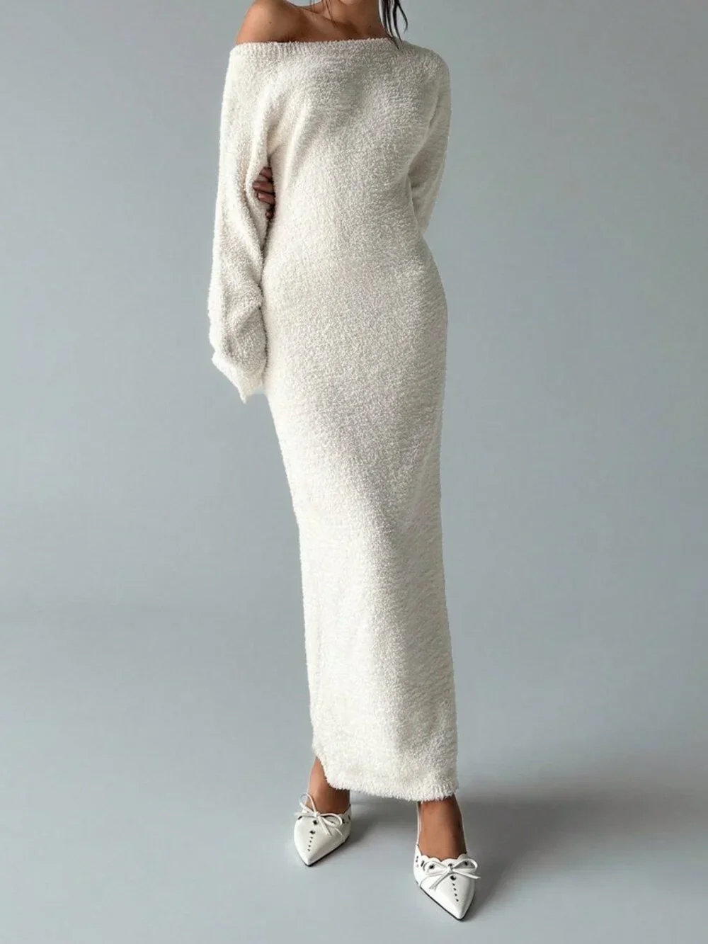 Off-White Casual Women's Plush Knitted Sweater Dress